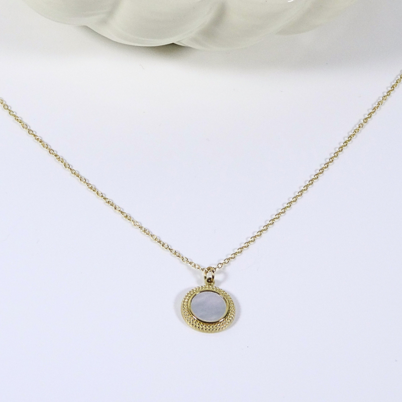 Collier Nacre des Îles