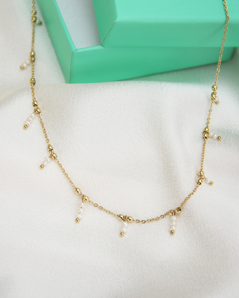Collier Isis